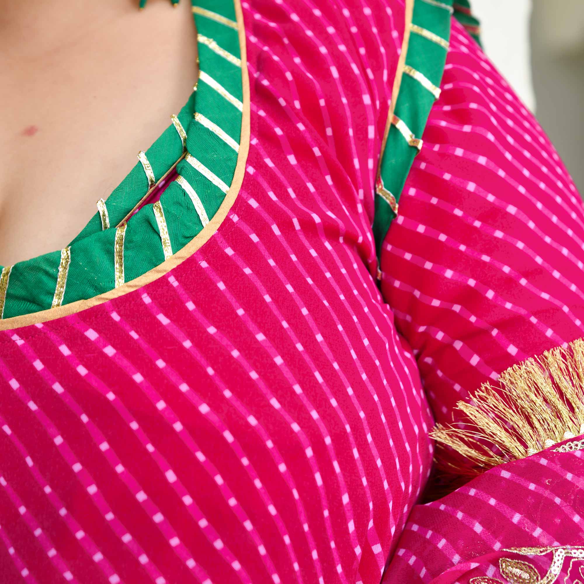 Kohinoor-Rani Pink Mothra Embroidered Poshak Lehenga Set - Image 17
