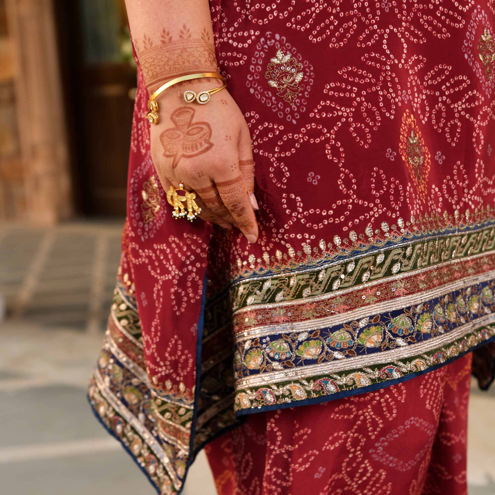 Mehrangarh- Deep Maroon Fusion Bandhani Pure Crepe Co-Ord Set - Image 7