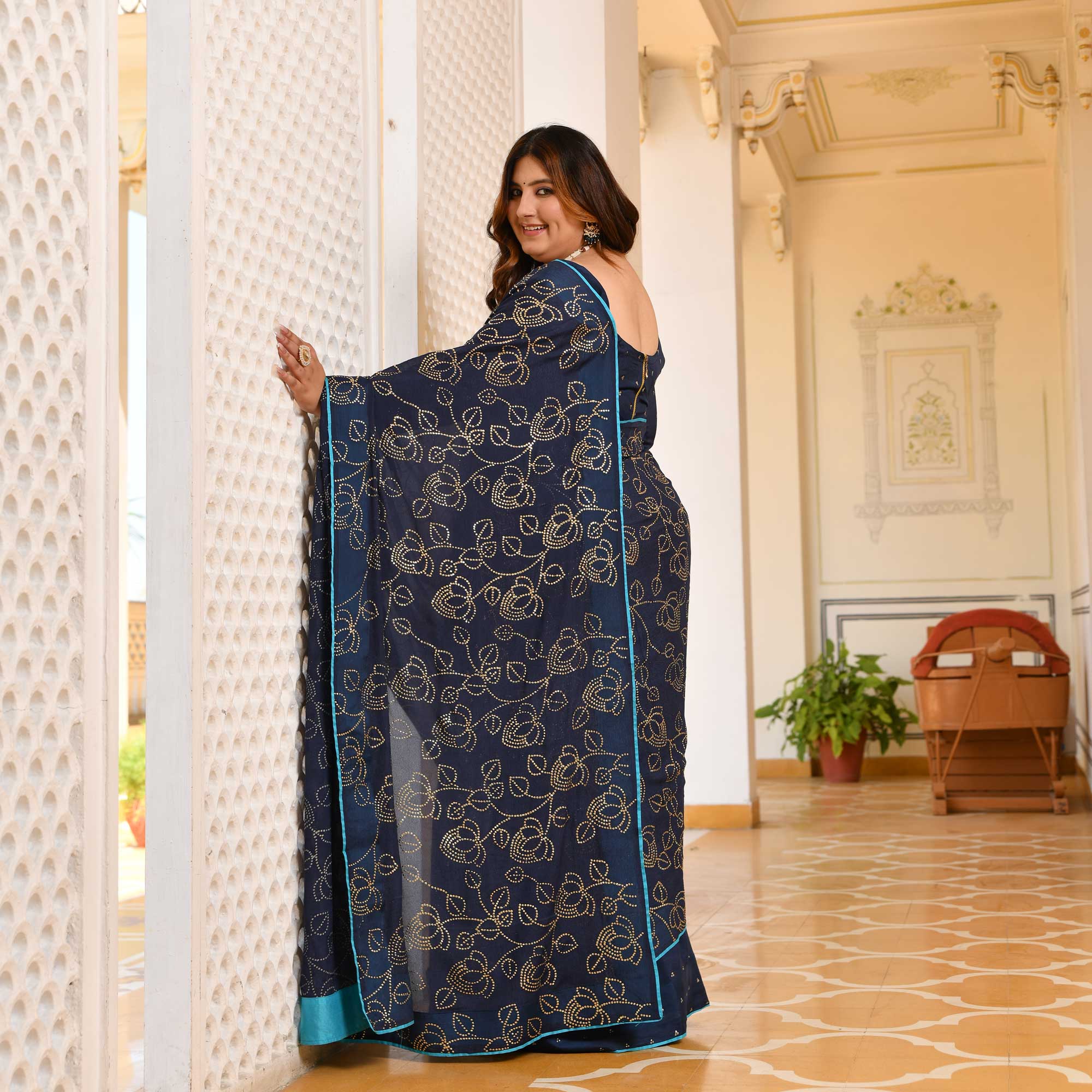 Neel Ratan- Navy Blue & Gold Embroidered Pre-drape Saree Set - Image 3