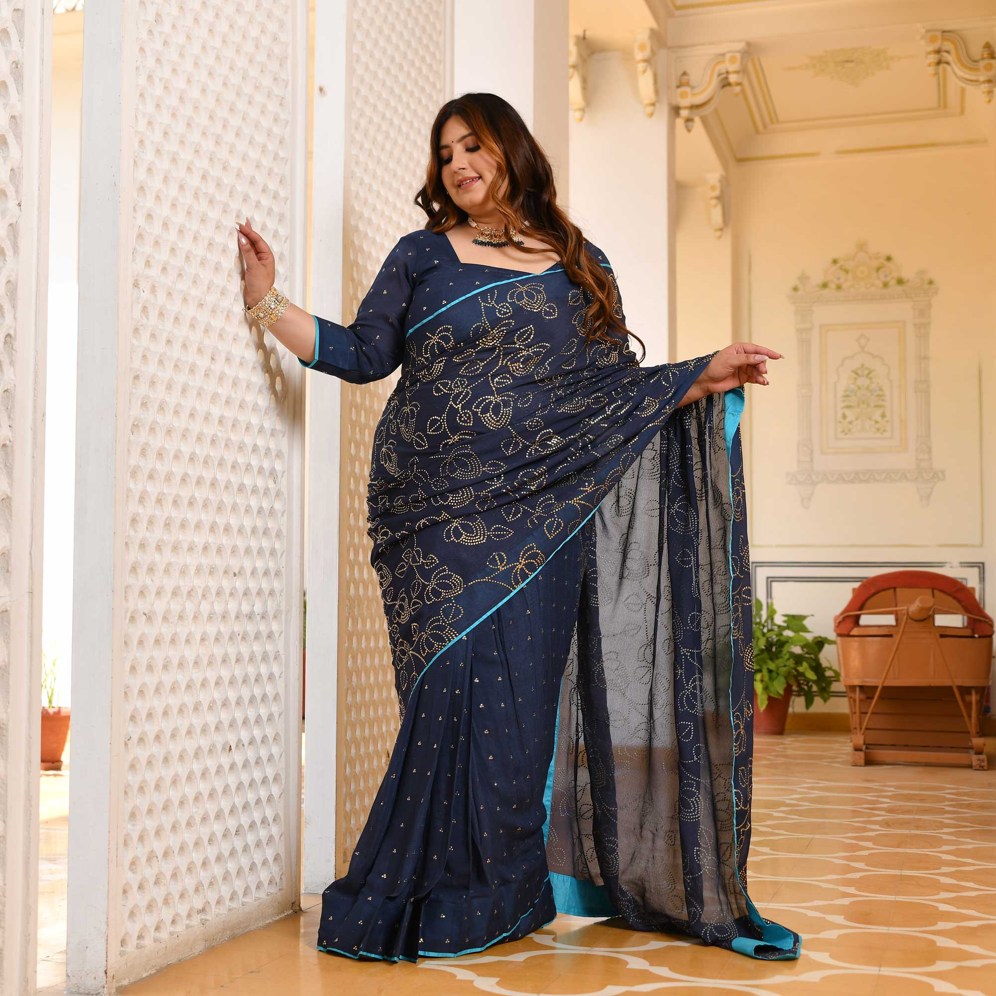 Neel Ratan- Navy Blue & Gold Embroidered Pre-drape Saree Set - Image 4