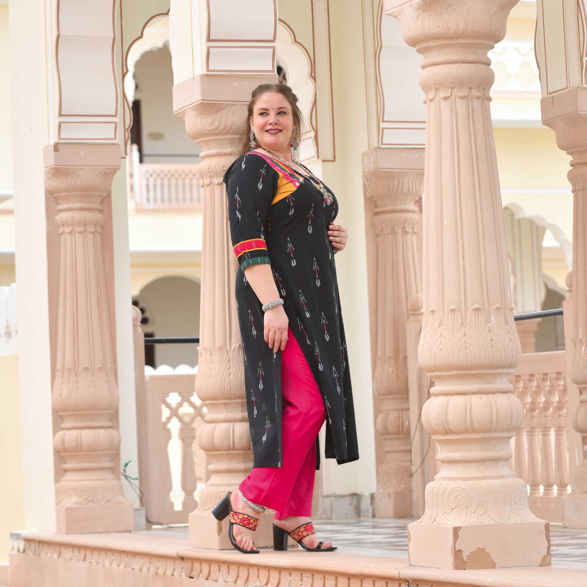 Satrangi Utsav Handwoven Ikkat Kurta (Black) - Image 8