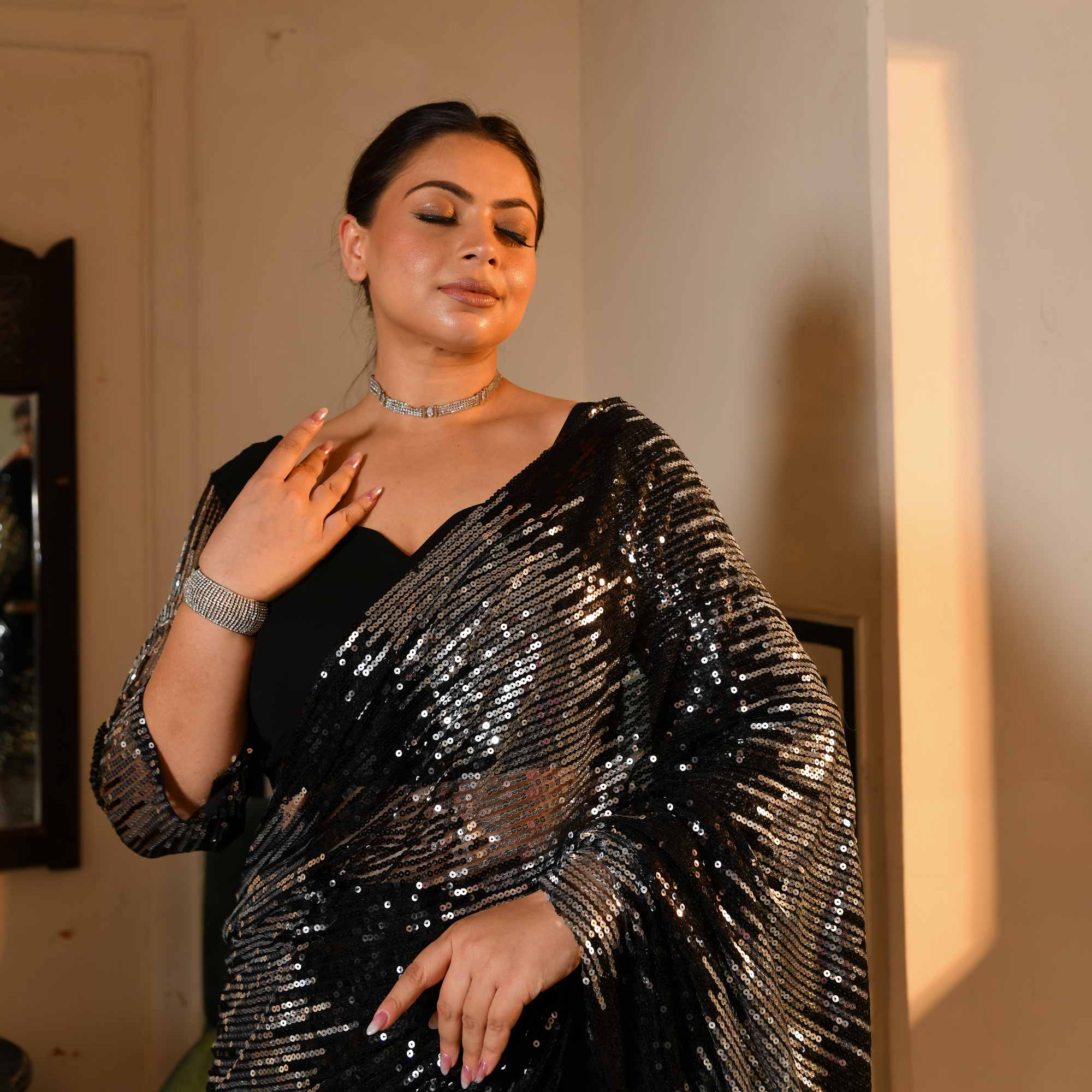 Silver Ice- Black And Silver Sparkle Georgette Pre-Drape Saree - Image 3