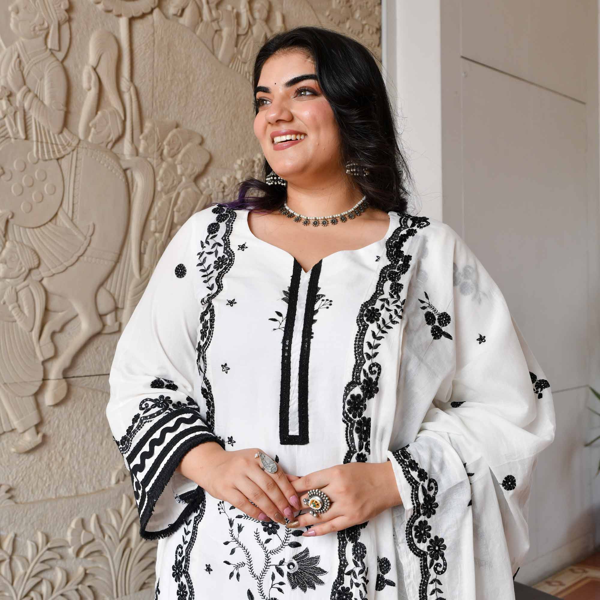 Tara- White & Black Pure Cotton Thread Embroidered Suit Set - Image 3