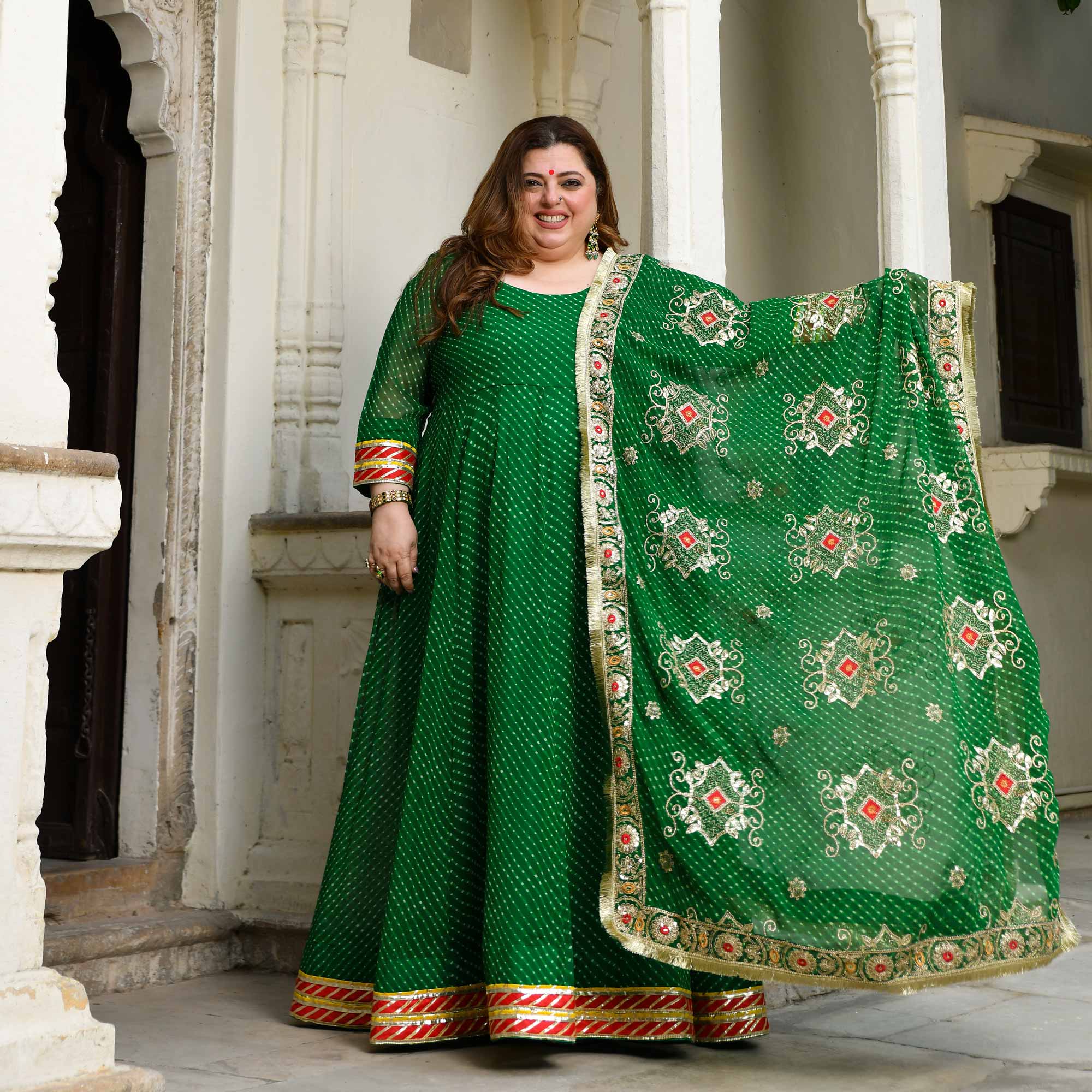 Utsav Ka Noor- Deep Green Mothra Embroidered Anarkali Set - Image 6